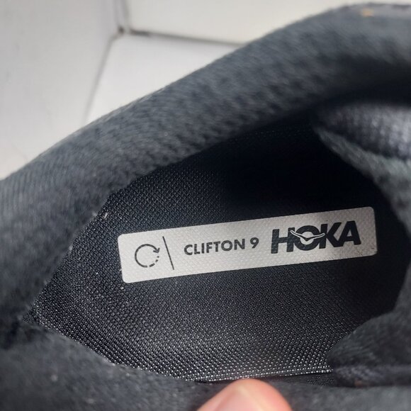 Hoka One One WOMENS Clifton 9 Low Black Sneaker - Picture 8 of 9
